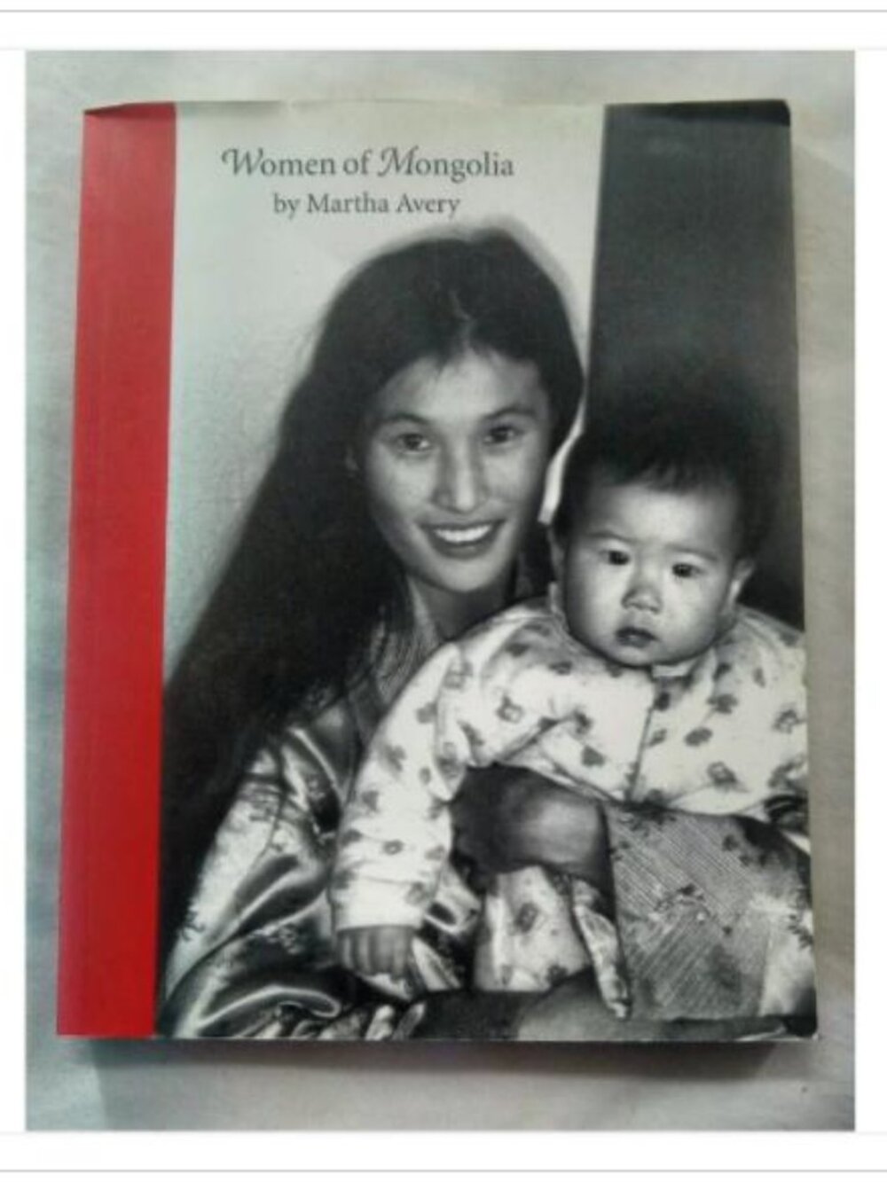 Women of Mongolia Martha Avery 1996 Second Printing Paperback Book Vintage Read